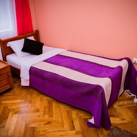 Vila Ile de France Novi Sad Extérieur photo