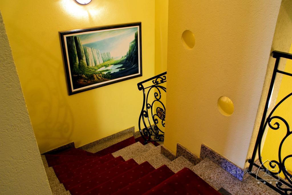 Vila Ile de France Novi Sad Extérieur photo