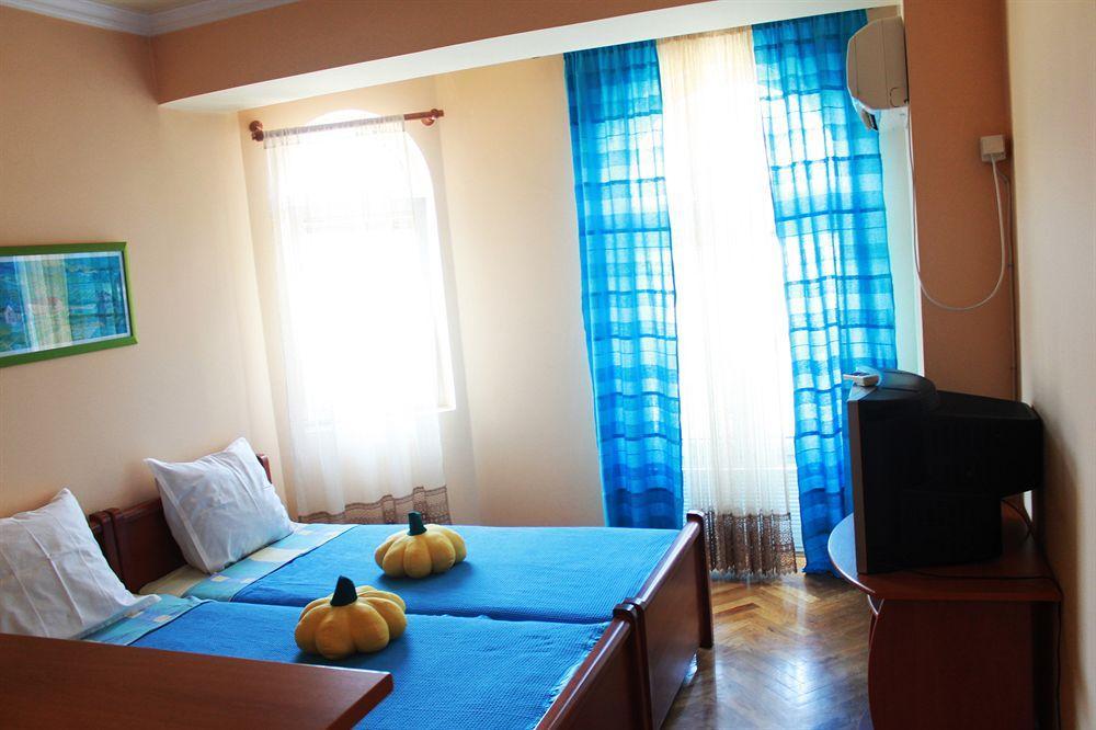 Vila Ile de France Novi Sad Extérieur photo