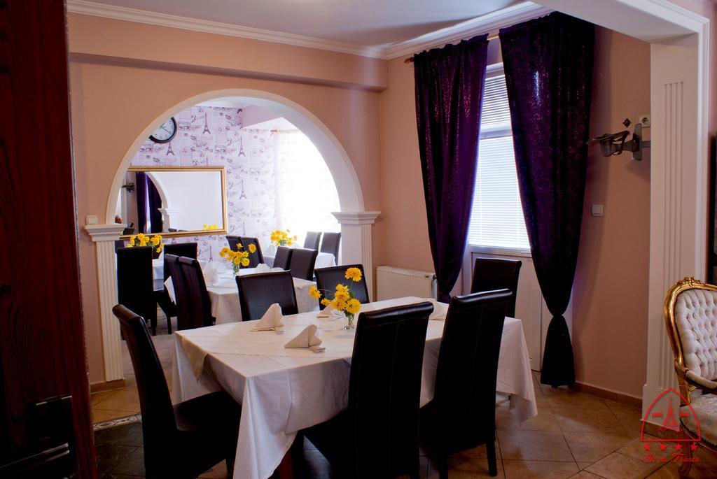 Vila Ile de France Novi Sad Extérieur photo