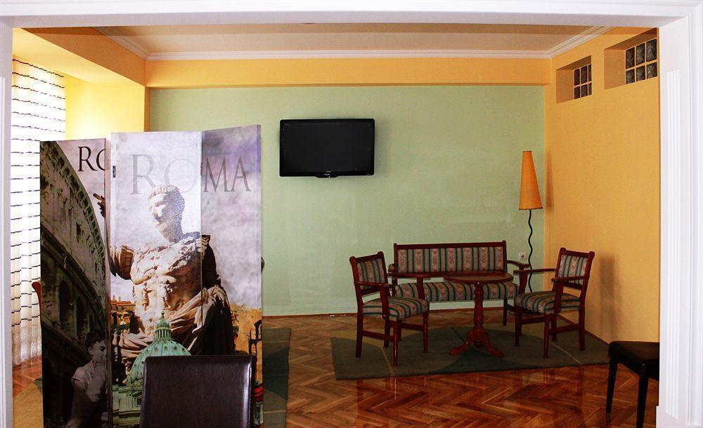 Vila Ile de France Novi Sad Extérieur photo