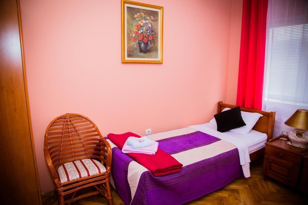 Vila Ile de France Novi Sad Extérieur photo